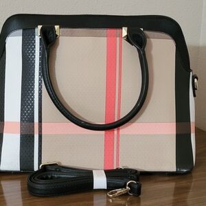 Stylish Black and Tan Handbag